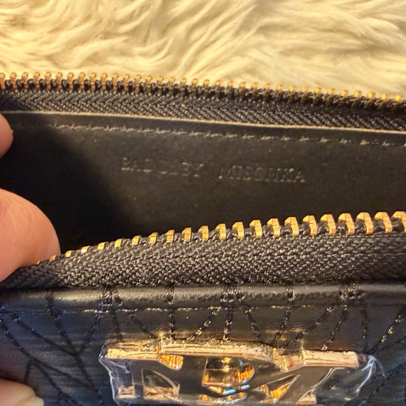 Badgley Mischka Black Long Wallet - Picture 10 of 11